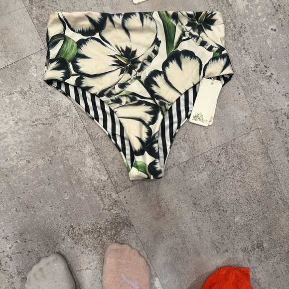 Agua Bendita SET Puff Sleeve Calista Bikini top AND high waist bottom NWT - Picture 7 of 11